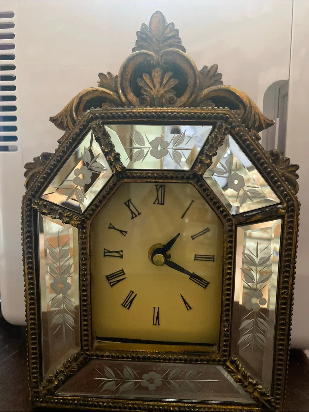Vintage Ornate Gold Decorative Mantel/Wall Clock with Etched Mirror Panels